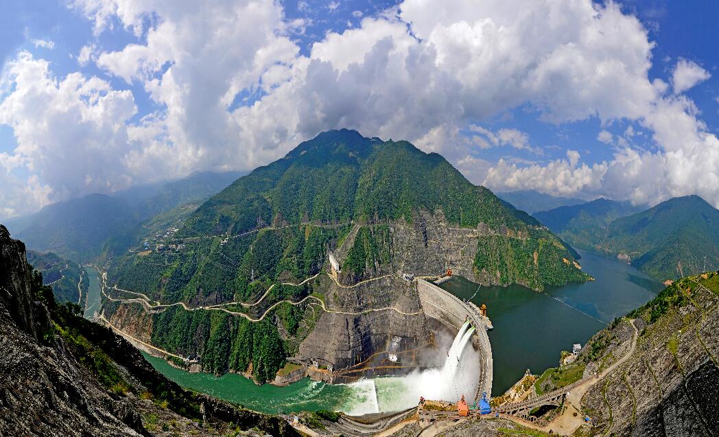 华能澜沧江水风光清洁能源基地7月发电量创历史新高