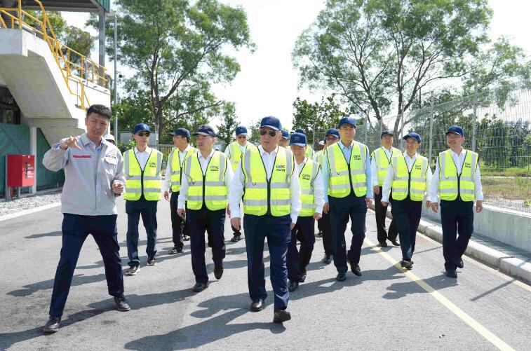 中国能建党委书记、董事长宋海良调研新加坡裕廊岛储能项目